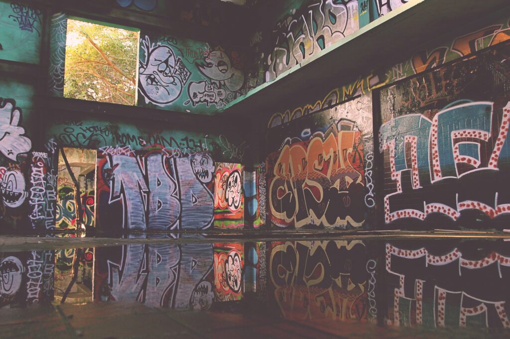 graffiti rebelde urbano